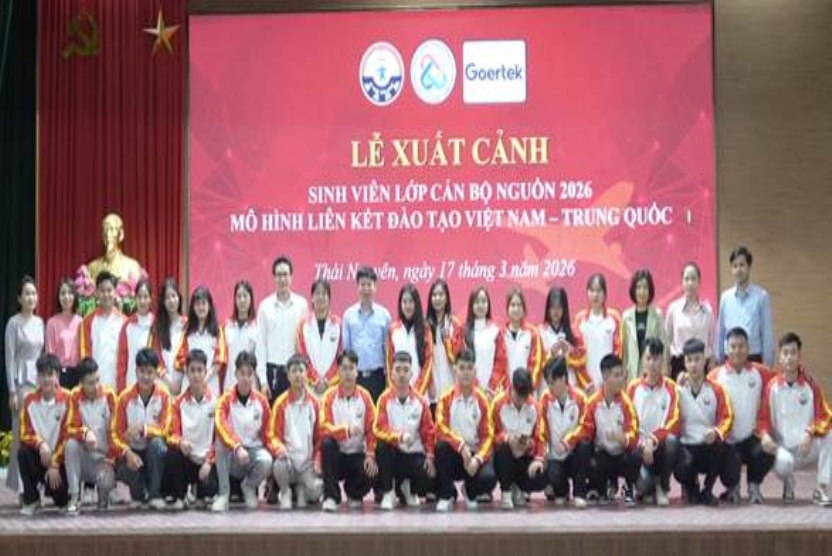 Gần 40 sinh viên Trường Đại học Kỹ thuật Công nghiệp - Đại học Thái Nguyên xuất cảnh học tập tại Trung Quốc